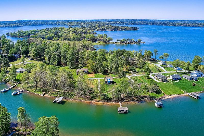 Local Wood Stairs Replacement in Denver, NC