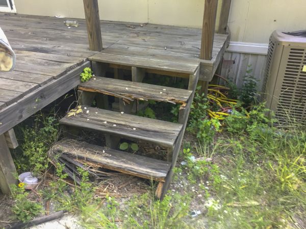 Wood Stairs Replacement Service